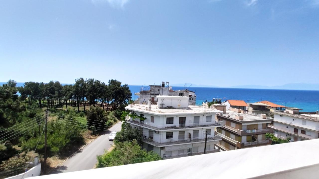 Sea Star Apartments Kallikratia Nea Kallikrateia Екстериор снимка