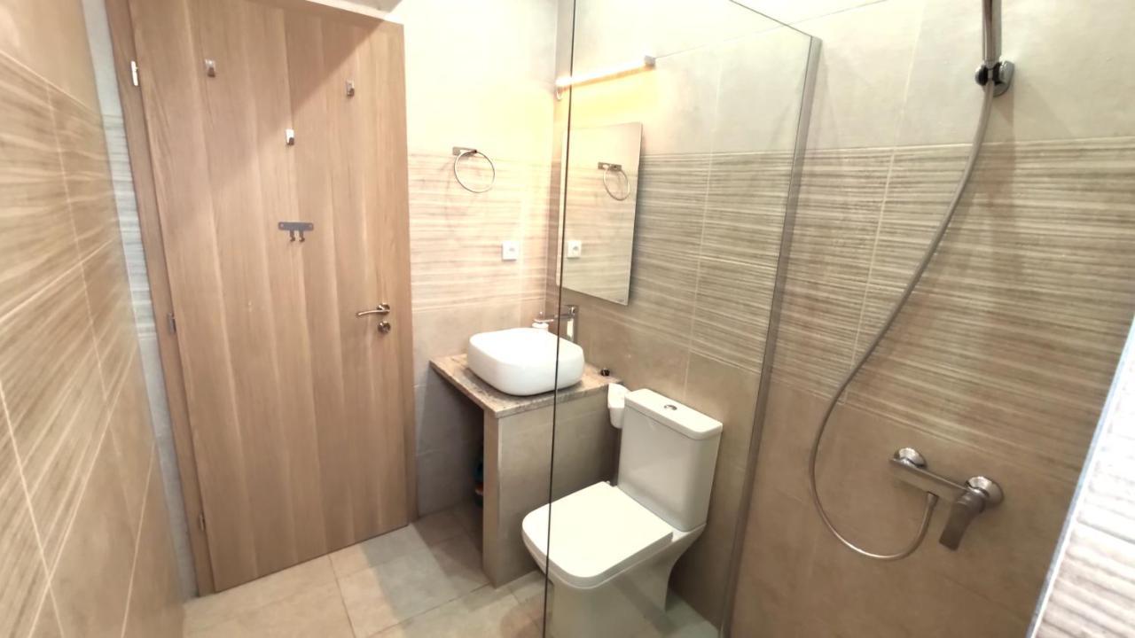 Sea Star Apartments Kallikratia Nea Kallikrateia Екстериор снимка