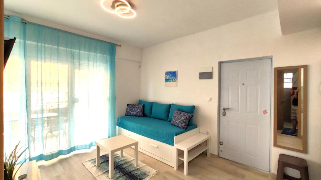 Sea Star Apartments Kallikratia Nea Kallikrateia Екстериор снимка