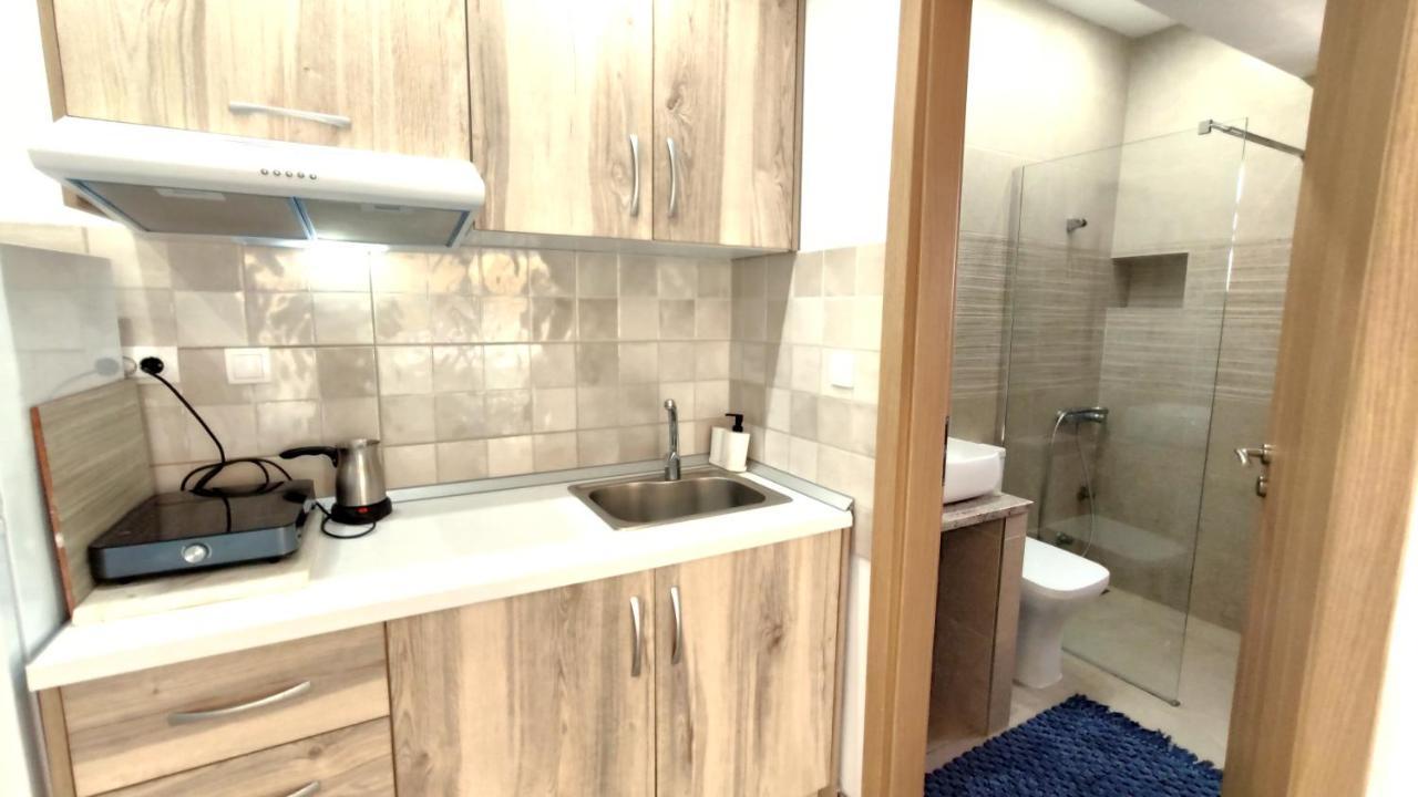 Sea Star Apartments Kallikratia Nea Kallikrateia Екстериор снимка
