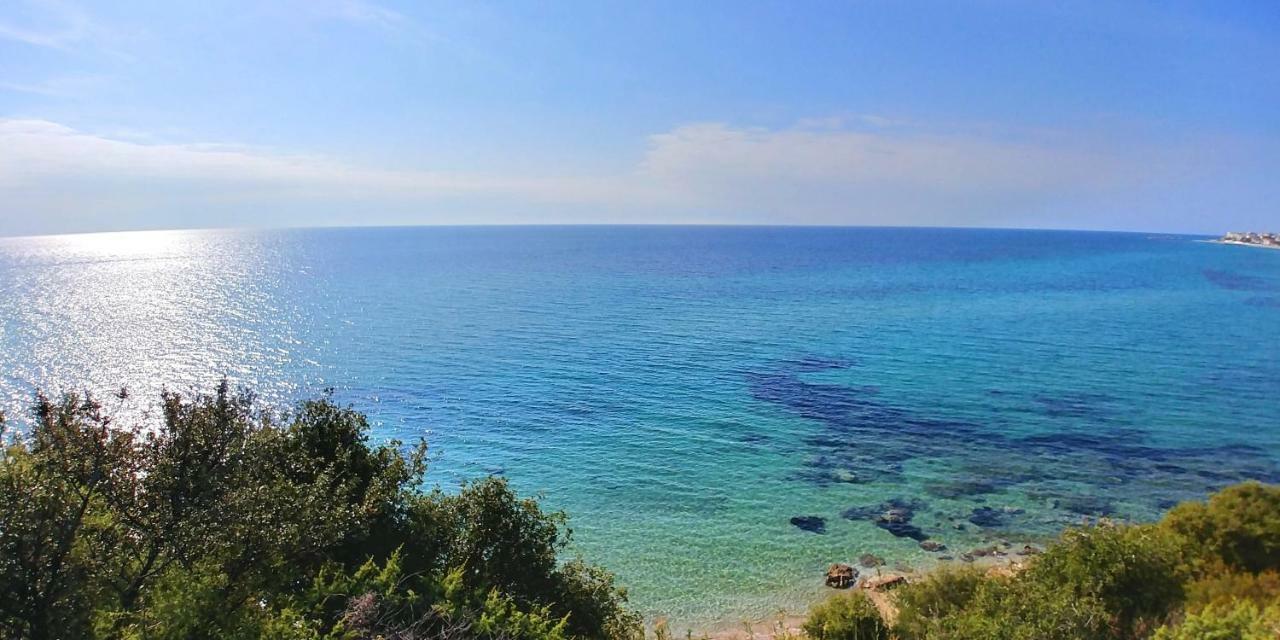 Sea Star Apartments Kallikratia Nea Kallikrateia Екстериор снимка