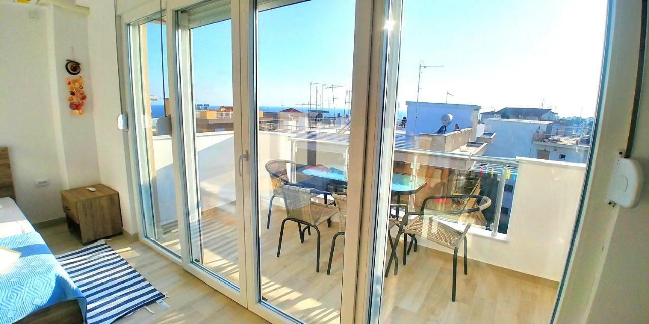 Sea Star Apartments Kallikratia Nea Kallikrateia Екстериор снимка