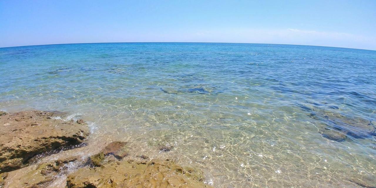 Sea Star Apartments Kallikratia Nea Kallikrateia Екстериор снимка