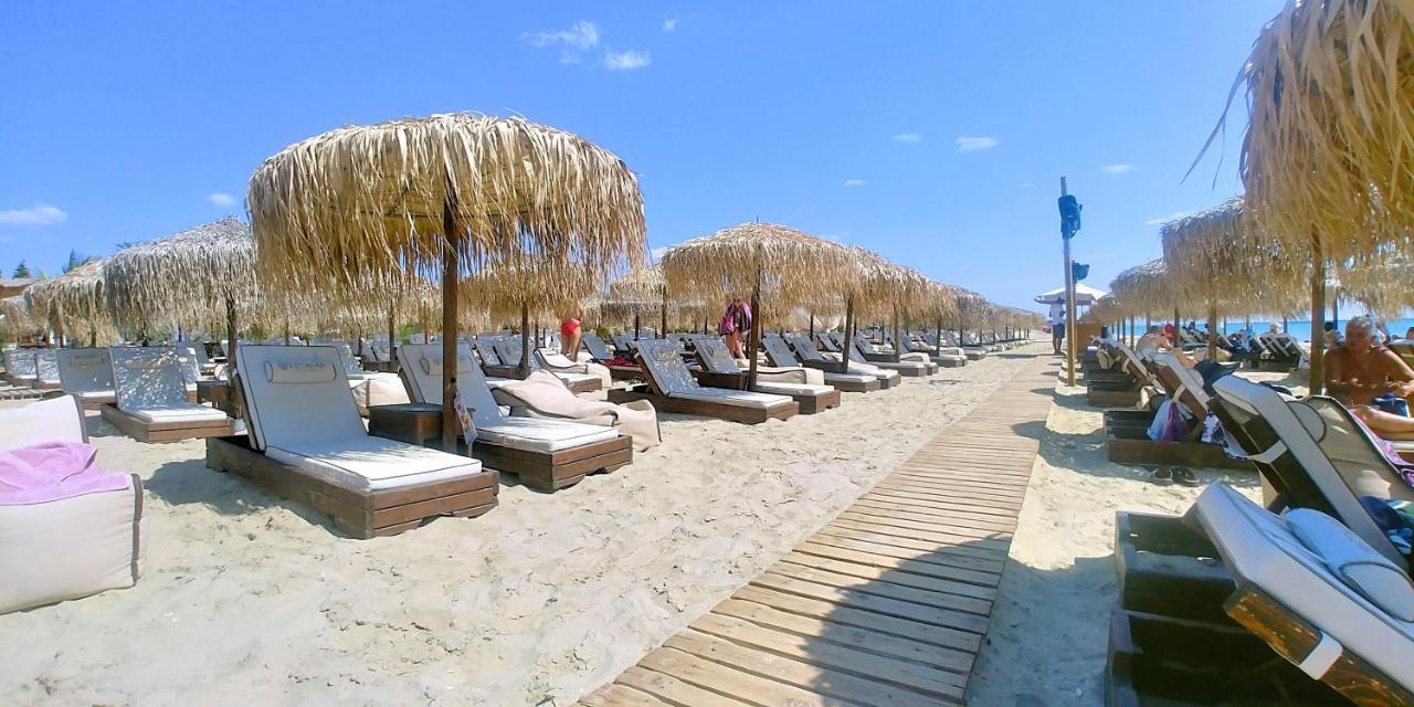 Sea Star Apartments Kallikratia Nea Kallikrateia Екстериор снимка