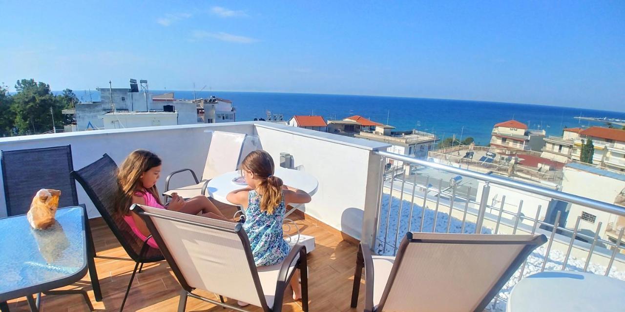 Sea Star Apartments Kallikratia Nea Kallikrateia Екстериор снимка